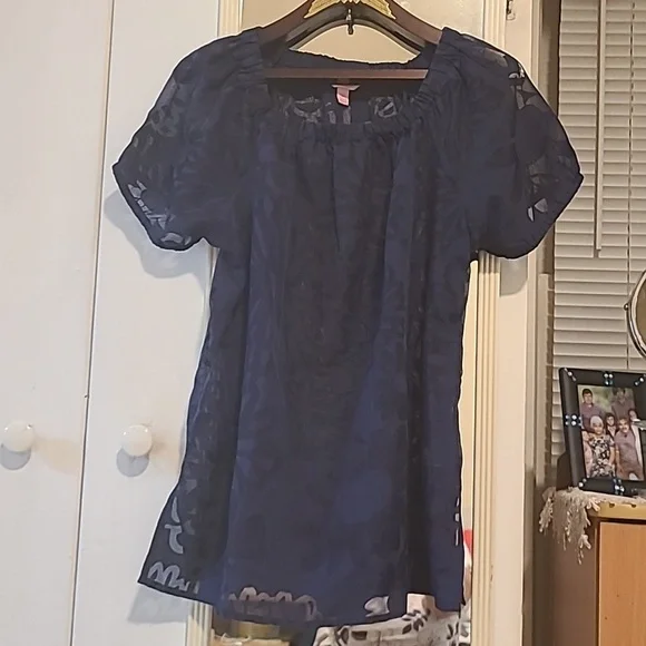 Lilly Pulitzer Short Sleeve Blouse, Color Blue, Size Medium 💙 - Picture 1 of 9